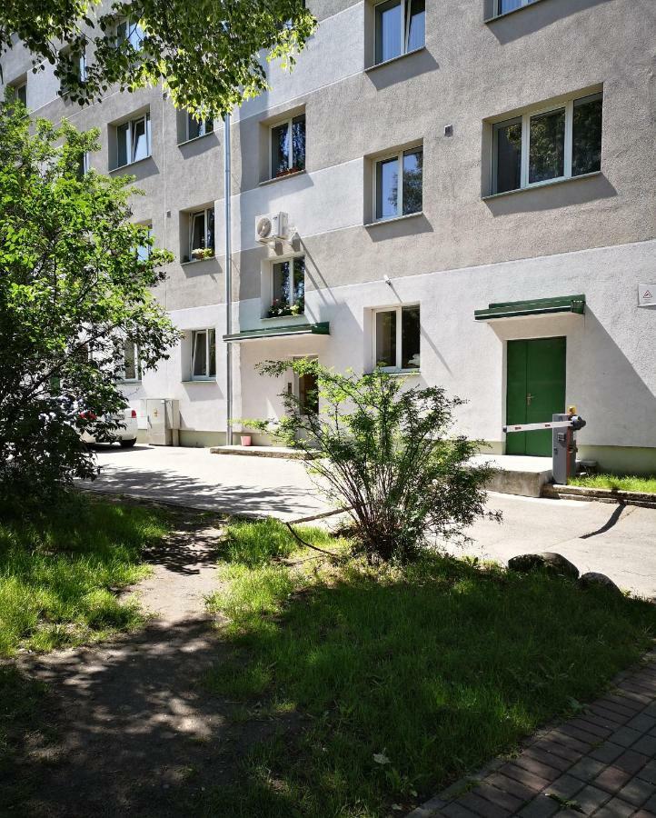 Green Leaf Apartments Liepaja Exterior photo